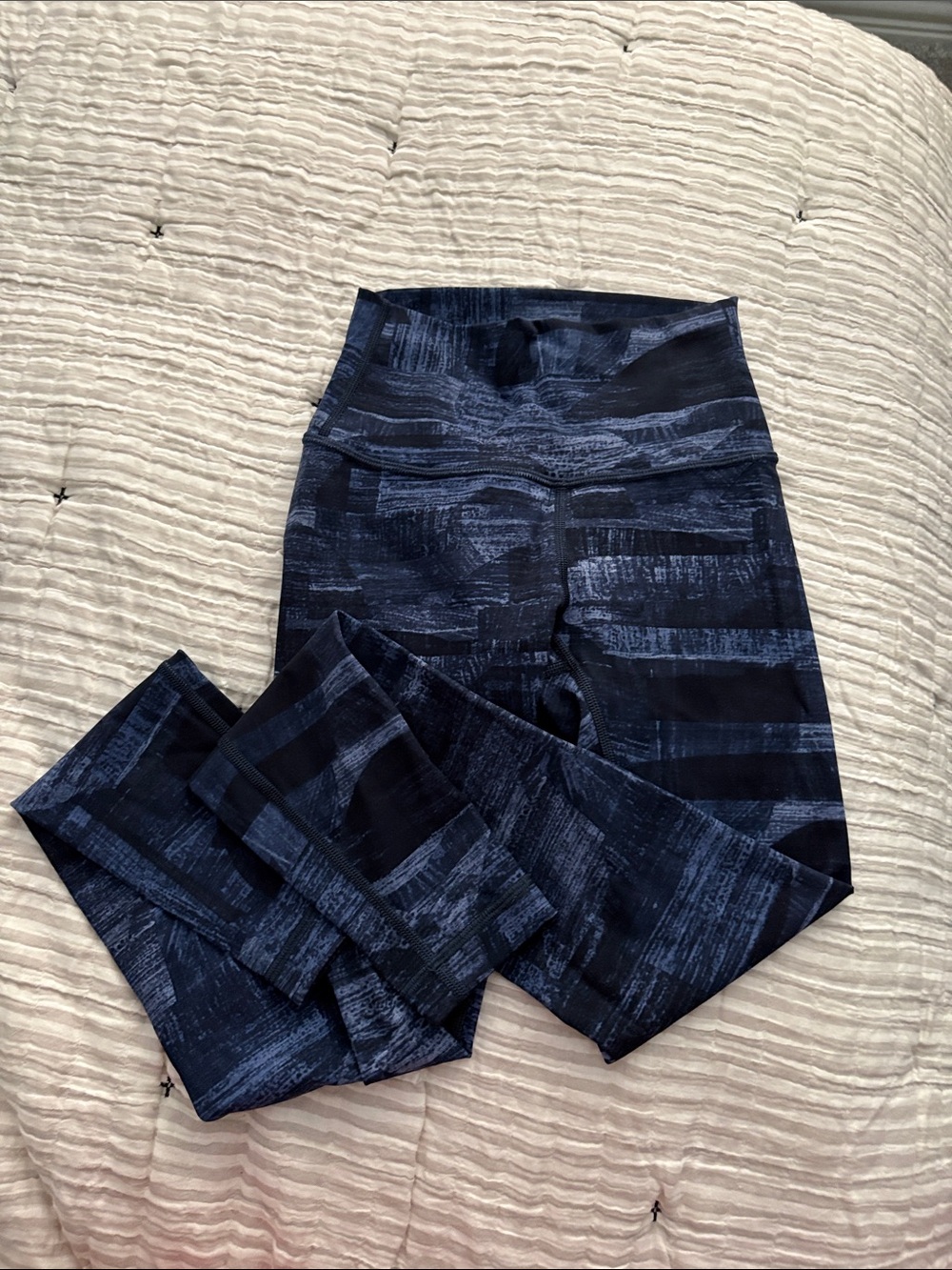 Lululemon Train Times Leggings. Full length